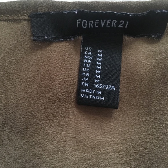 Forever 21 Sleevless top - Picture 7 of 7